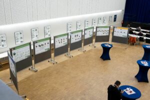 8 Impression Posterausstellung